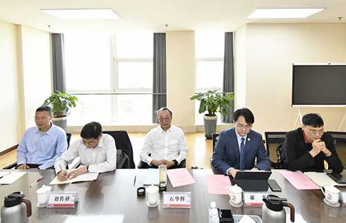 上海創力集團創始人石華輝一行赴冀中能源集團走訪交流(圖2) 上海創力集團創始人石華輝一行赴冀中能源集團走訪交流(圖2)
