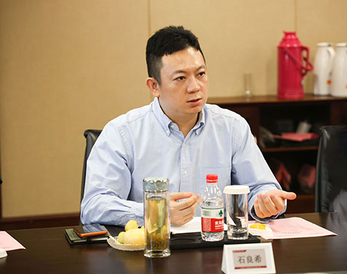 中國(guó)工程院院士謝和平一行蒞臨創(chuàng)力集團(tuán)考察指導(dǎo)(圖5) 中國(guó)工程院院士謝和平一行蒞臨創(chuàng)力集團(tuán)考察指導(dǎo)(圖5)